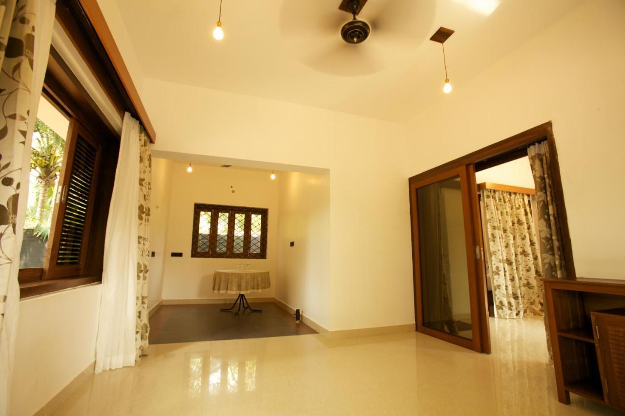 Dunhill Beach Resort Agonda Esterno foto