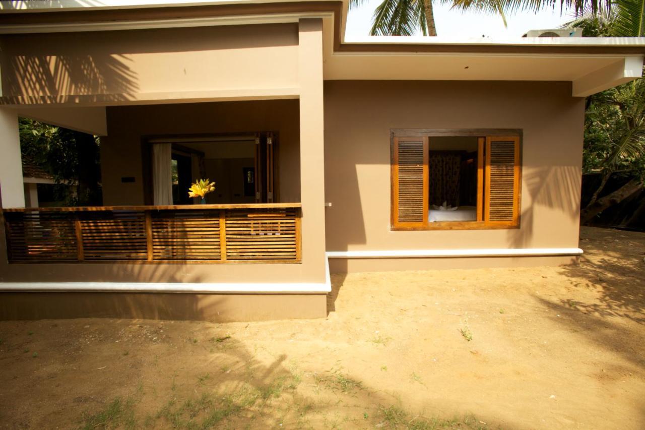 Dunhill Beach Resort Agonda Esterno foto