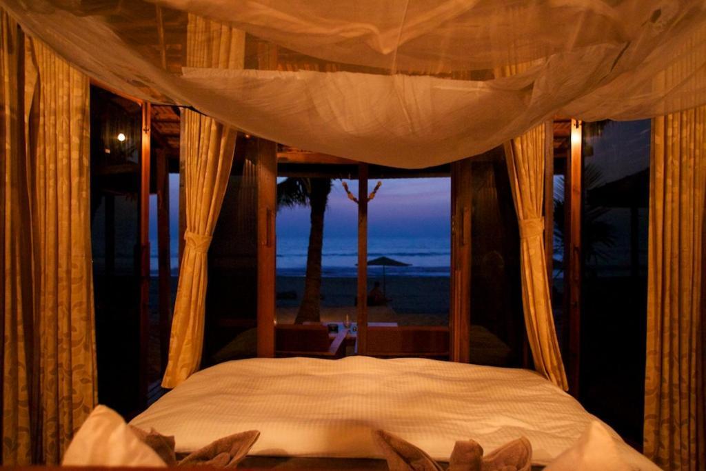 Dunhill Beach Resort Agonda Esterno foto