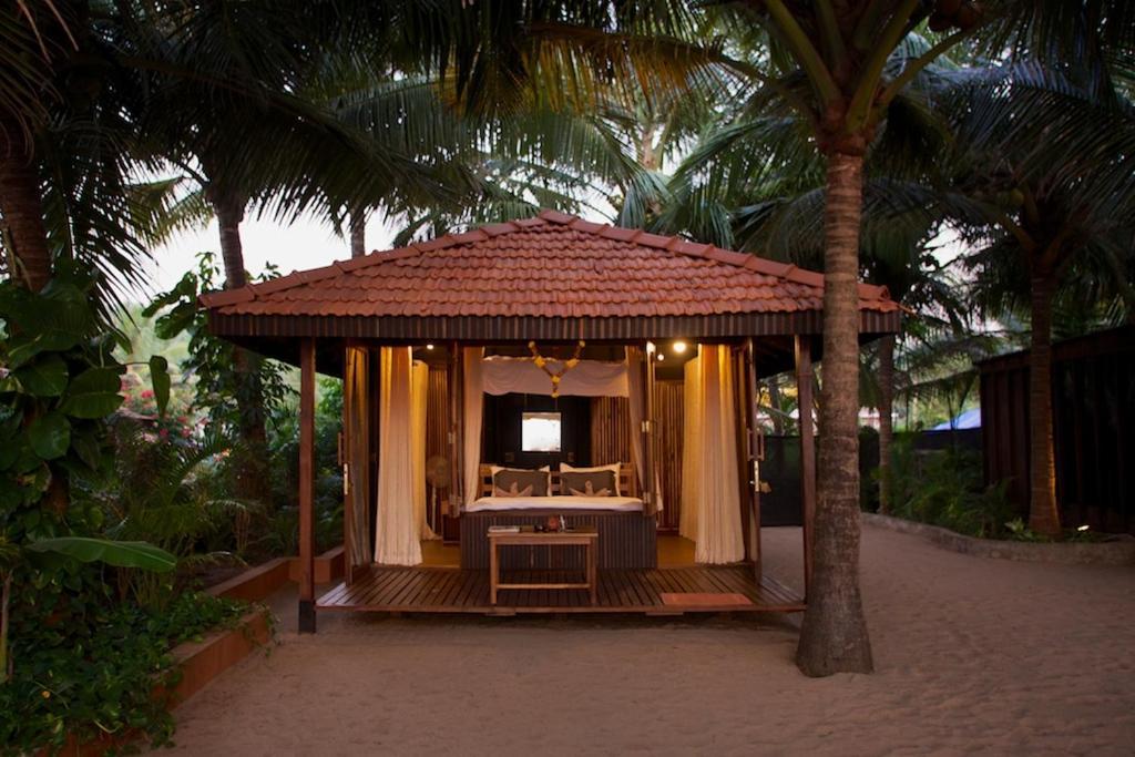 Dunhill Beach Resort Agonda Esterno foto