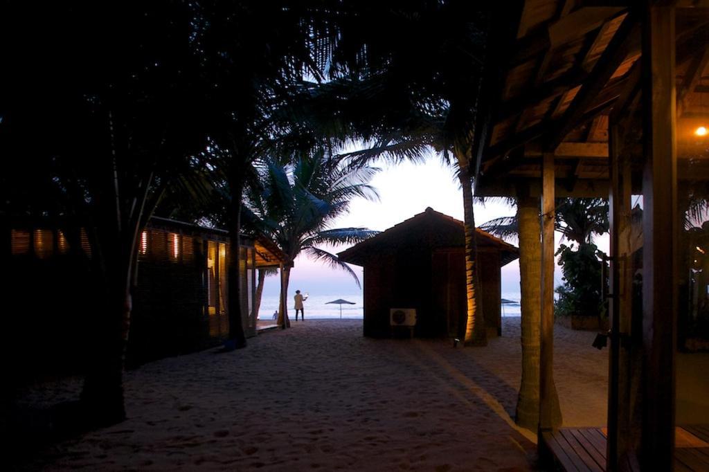 Dunhill Beach Resort Agonda Esterno foto