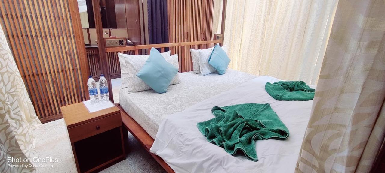 Dunhill Beach Resort Agonda Esterno foto